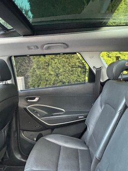 HYUNDAI GRAND SANTA FE - 10