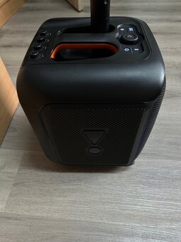 Predám reproduktor JBL PartyBox Encore (použitý) - 10