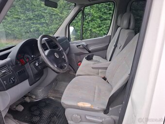 VW Crafter 2.5 TDI 100Kw Bus Klima 9 mist, Model 2011 - 10