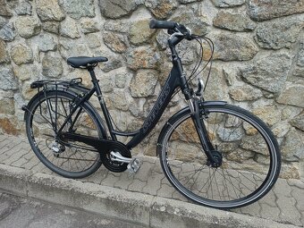pohodlny damsky trekovy bicykel STEVENS, ram L - 10