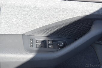 Škoda Superb Combi 2.0 TDI - 8700 km - odpočet DPH - 10