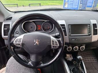 Peugeot 4007 2.2 HDi - 10
