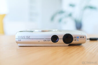 Canon IXUS 132 strieborný - 10