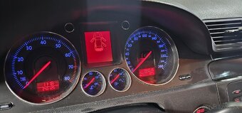 Volkswagen Passat 1.6LPG - 10