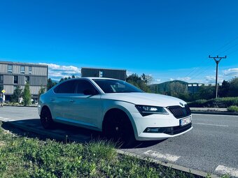 Škoda Superb 140 kW 4x4 - 10