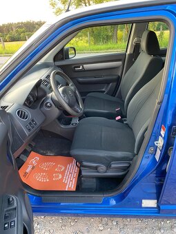 Predám Suzuki SWIFT 1,5 BENZIN - 10