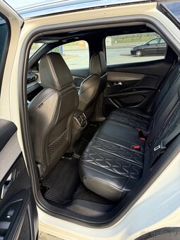 Peugeot 3008 GT 2.0 BlueHDi 130 kW – Bohatá výbava - 10