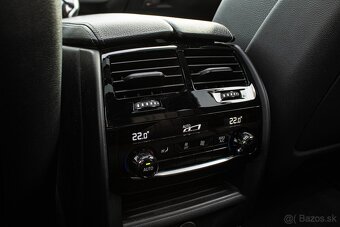 BMW G31 520d Touring 140kW, Harman/Kardon, Panorama, Koža - 10