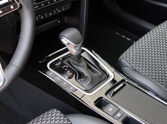 Kia xCeed Platinum 1.5TGDI,od.DPH,1.majiteľ,v záruke 10/2030 - 10
