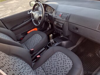 Škoda Fabia Combi 1.2 HTP Facelift M5,5d - 10