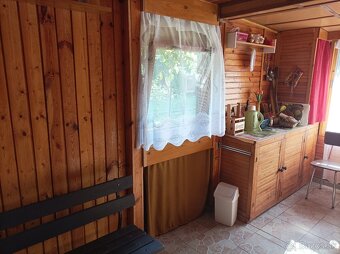 Záhrada s chatkou - 10
