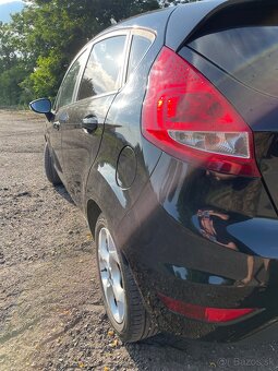 Ford fiesta 1.4 benzín - 10