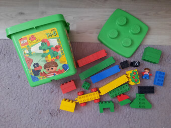 Lego Duplo dve vedrá a veľká tuba - 10