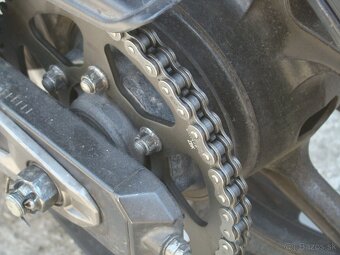 KAWASAKI Z800 - 10