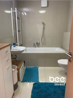 Exkluzívne-NOVOSTAVBA - 2 izbový nadštandartne veľký byt s l - 10