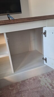 Komoda pod TV a polička - 10