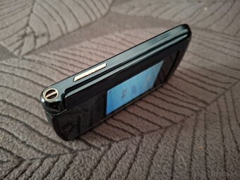 Motorola V8 - 10