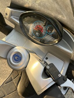 Skúter Kymco Grand Dink 50 - 10