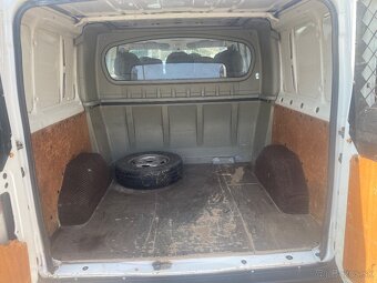 Ford Transit FT 260 2.0 Tdi SWB - 10