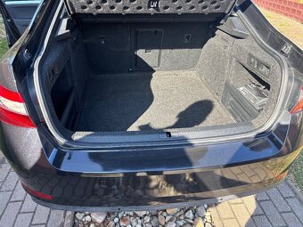 PREDÁM  ŠKODA SUPERB 2,0tdi - 10