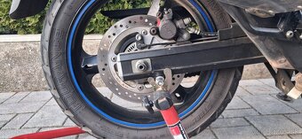 SUZUKI DL 650 V-strom - 10