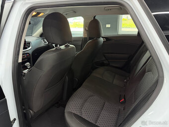 Kia Ceed SW 1.6 CRDi MHEV Gold A/T - 10
