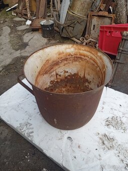 Masívny liatinový hrniec - 10