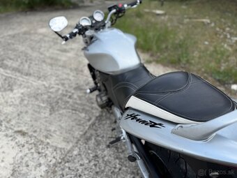 Honda CB600F Hornet - 10