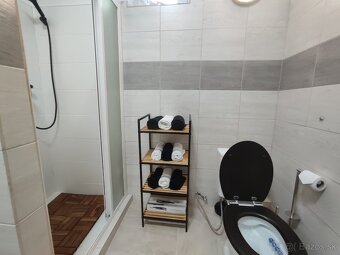 Predám pekný rodinný dom v obci Veľký Ďur, okres Levice - 10