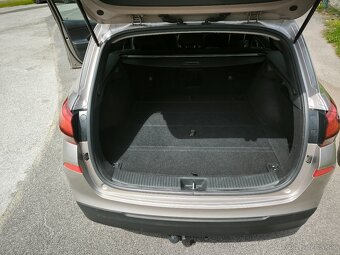 Hyundai i30CW Family 1.4TGDI 103KW - 10