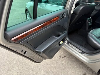 Skoda Superb ELEGANCE 2.0TDI 125 KW - 10