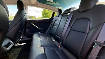 TESLA Model 3 PERFORMANCE DUAL MOTOR - 10