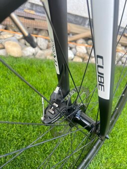 Predám bicykel Cube - 10