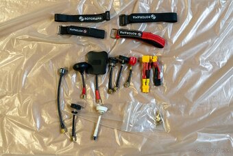 Analóg FPV drony a príslušenstvo - 10