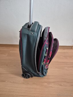 Školská taška na kolieska aj na chrbát - 10