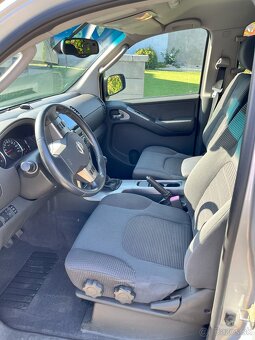 Nissan Pathfinder 2.5 dCI MT6 7-miestny - 10