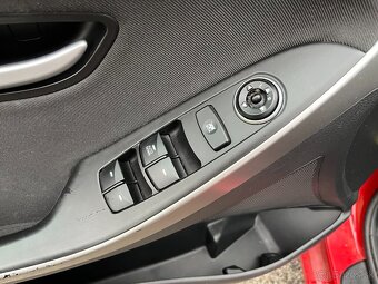 Hyundai i30 1.4 MPI - 10