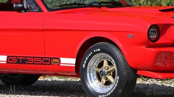 1965 FORD MUSTANG V8 AUTOMAT ABSOLUTNI SHOW CAR - 10