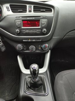 Kia Cee´d SW 1.4 CRDi LX/Silver - 10