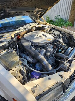 Mercedes Benz 500 SEC W126 - 10