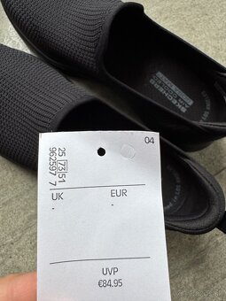 NOVE Skechers Air Cooled Goga Mat čierne 37,5 - 10