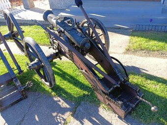 VELKÉ delo, kováčske Predám veľký kanón ktoré vystreľuje - 10