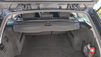 BMW 318d Touring - 10