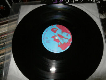 PONUKA VINYLOCH ALBUMOV A CD NA PREDAJ - 10