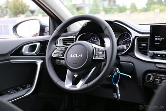 Kia Ceed 1,5 T-GDi AT GOLD LED pack - 10