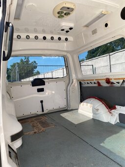 VW Transporter T5 2008 - 10