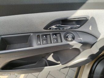 Chevrolet Cruze LT - 10