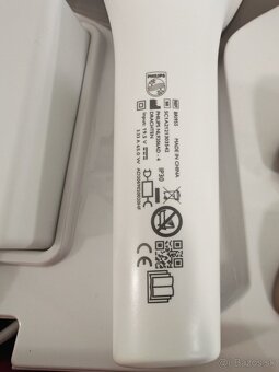 Philips Lumea Series 9000 IPL depilátor v top stave - 10