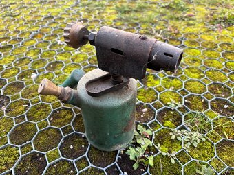 Predám benzínové letlampy - znížená cena - 10
