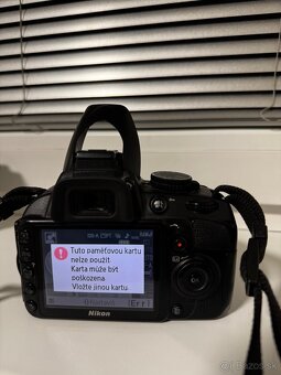 Nikon D3100 + objektív + nabíjačka - 10